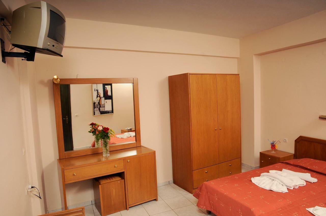 Stella-Katrin Hotel Platanes  Luaran gambar