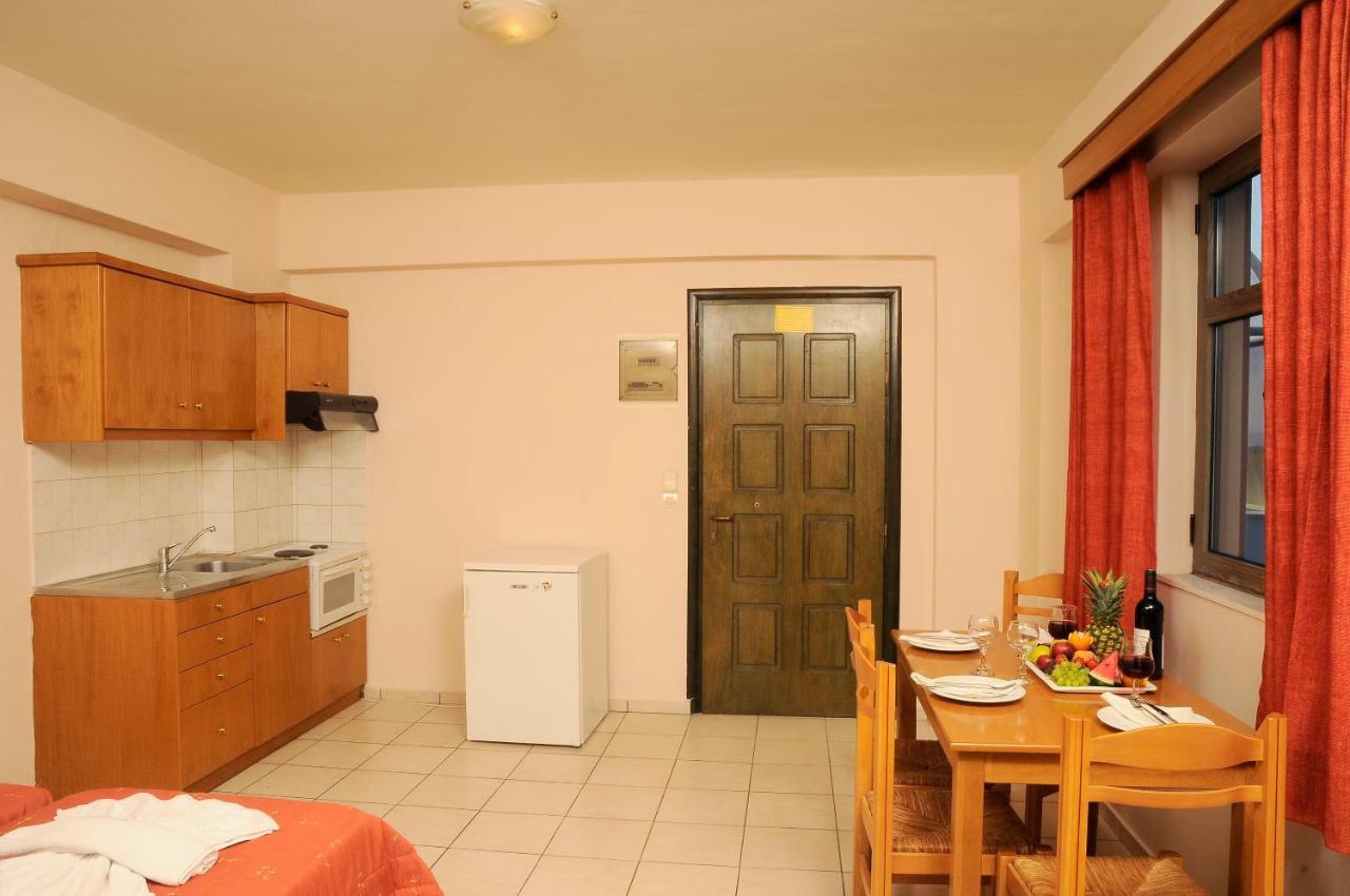 Stella-Katrin Hotel Platanes  Luaran gambar