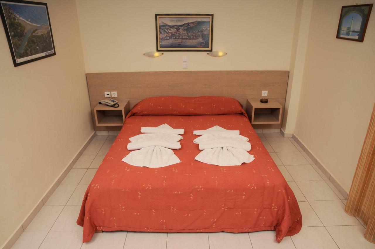 Stella-Katrin Hotel Platanes  Luaran gambar