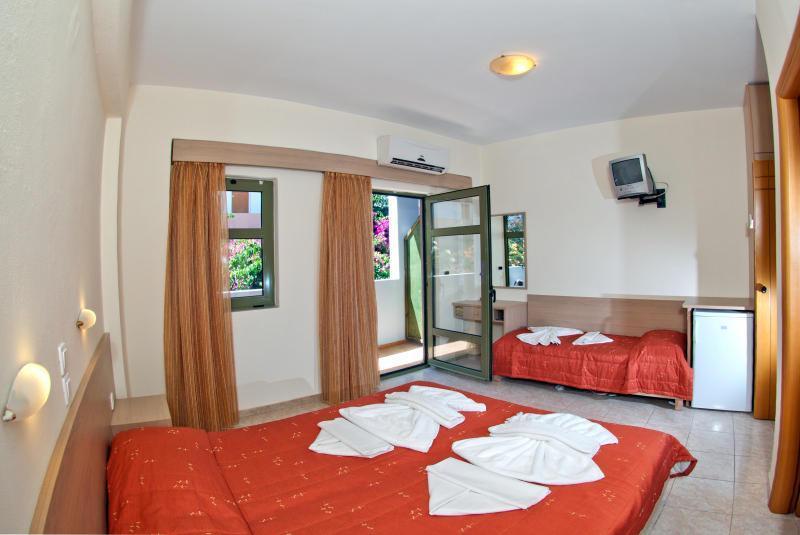 Stella-Katrin Hotel Platanes  Luaran gambar